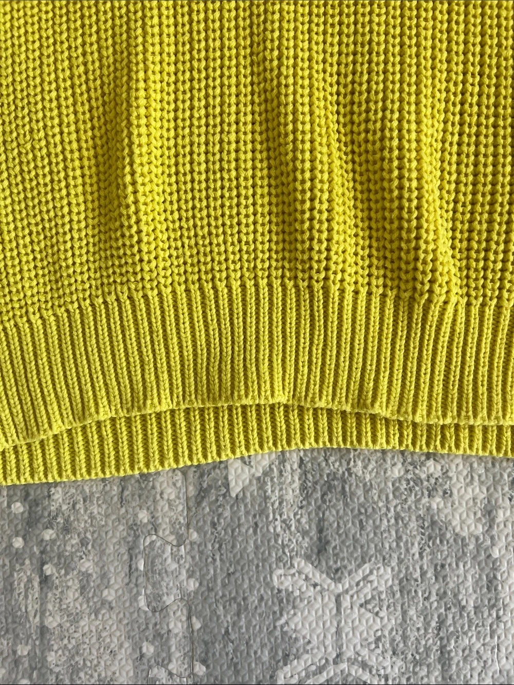 H&M Chartreuse Yellow Crewneck Knit Sweater